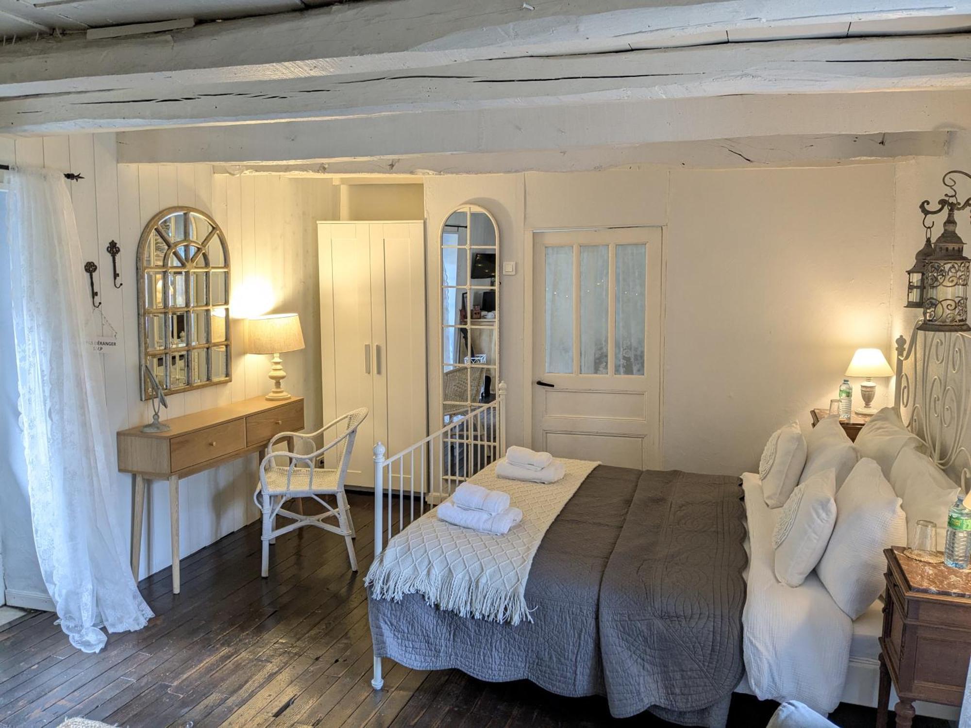 Sous Le Chateau Jumilhac-le-Grand Esterno foto